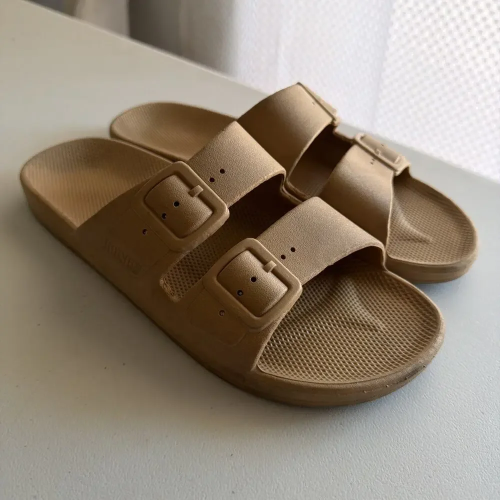 Freedom Moses Two Band Slide Tan Unisex Casual Sandals Slippers Sz 38/39